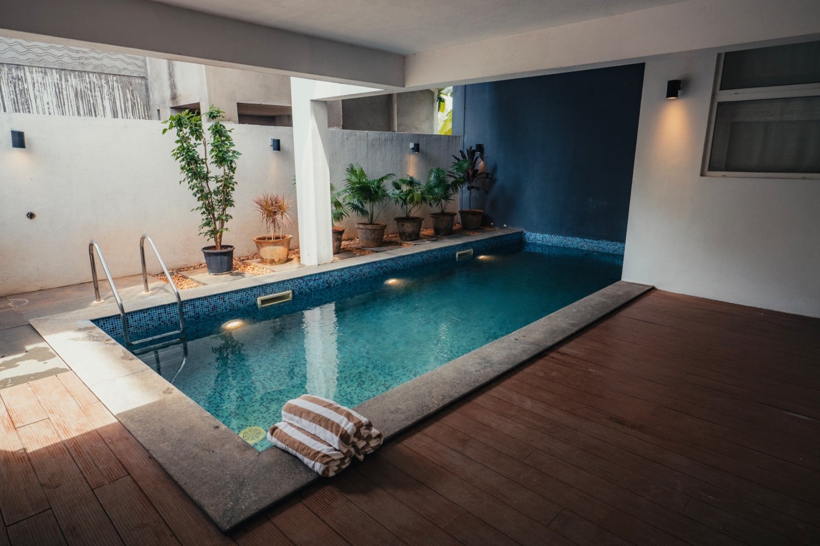 Pool 1